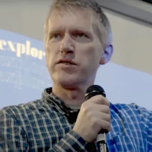 Dr Andy Bannister